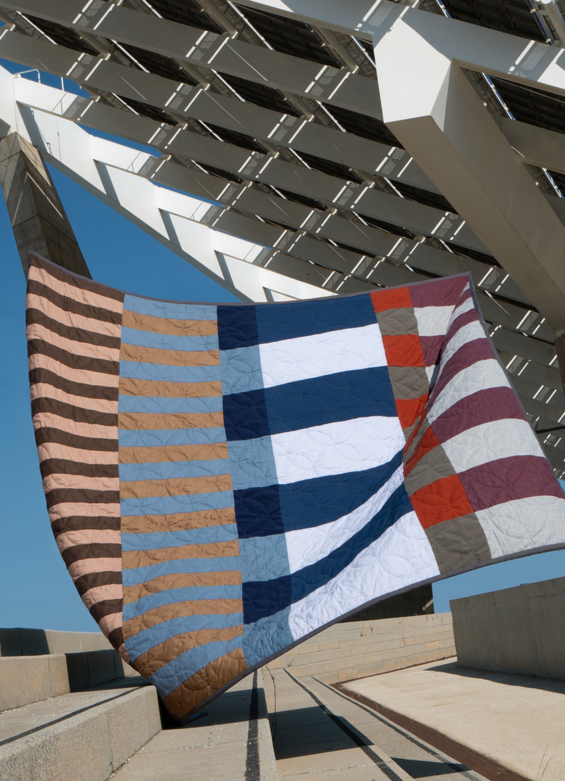 THE GRAPHIC JESSICA OGDEN A.P.C. QUILTS ROUND 24