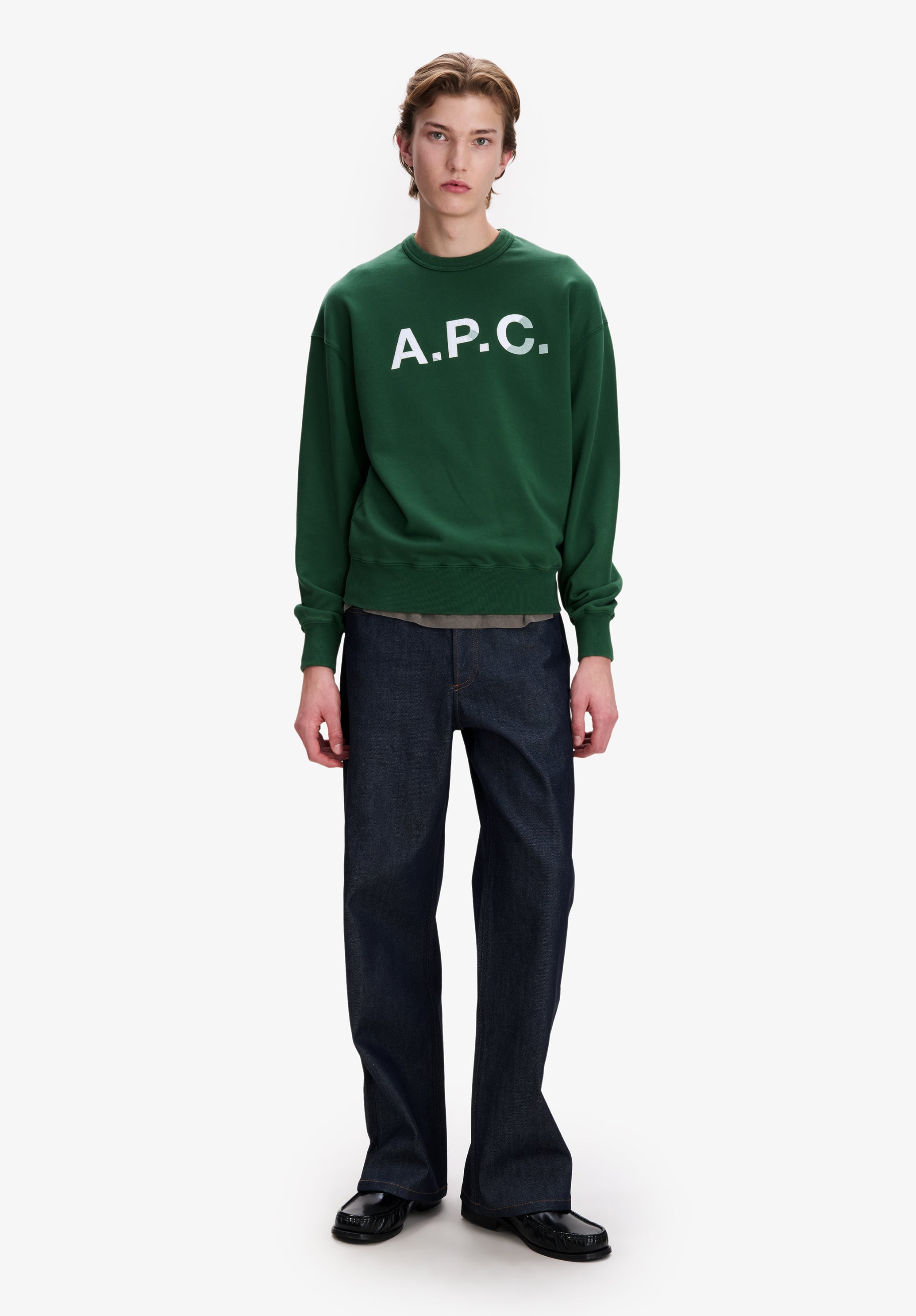 Dark green sweatshirt with vintage-effect A.P.C. logo - 1