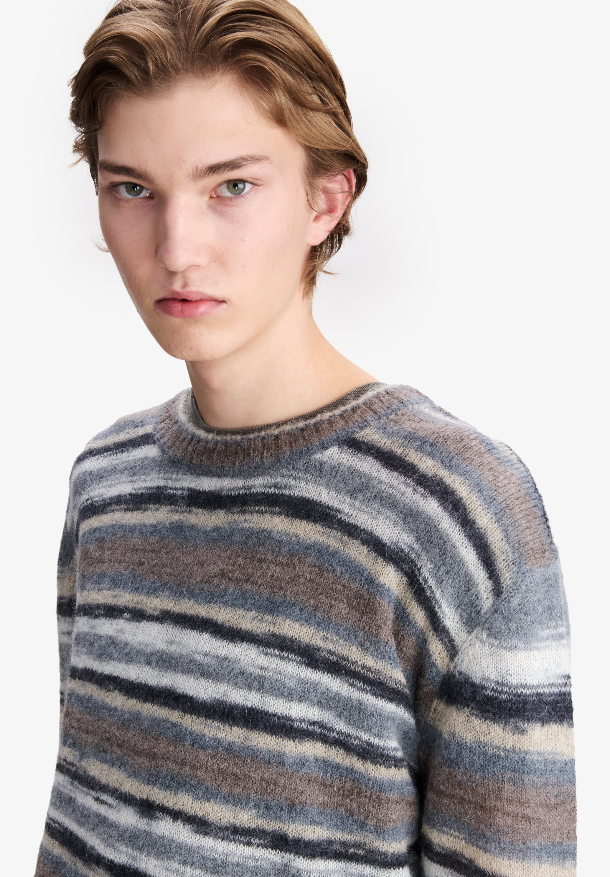 Striped grey alpaca sweater - 4